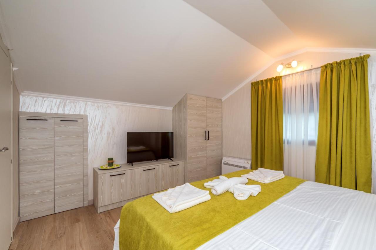 Luxury Apartments Queen Petrovac Luaran gambar