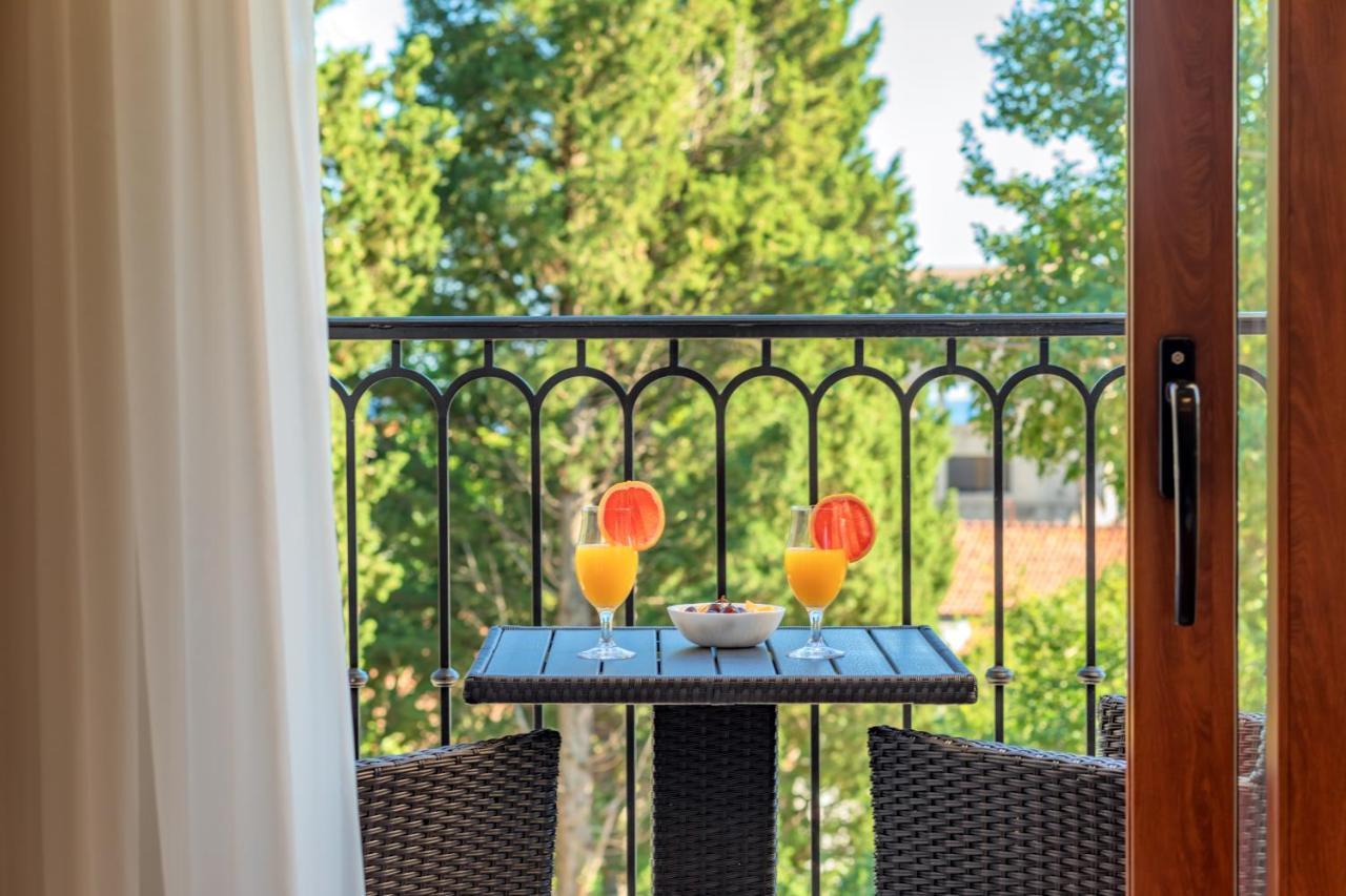 Luxury Apartments Queen Petrovac Luaran gambar