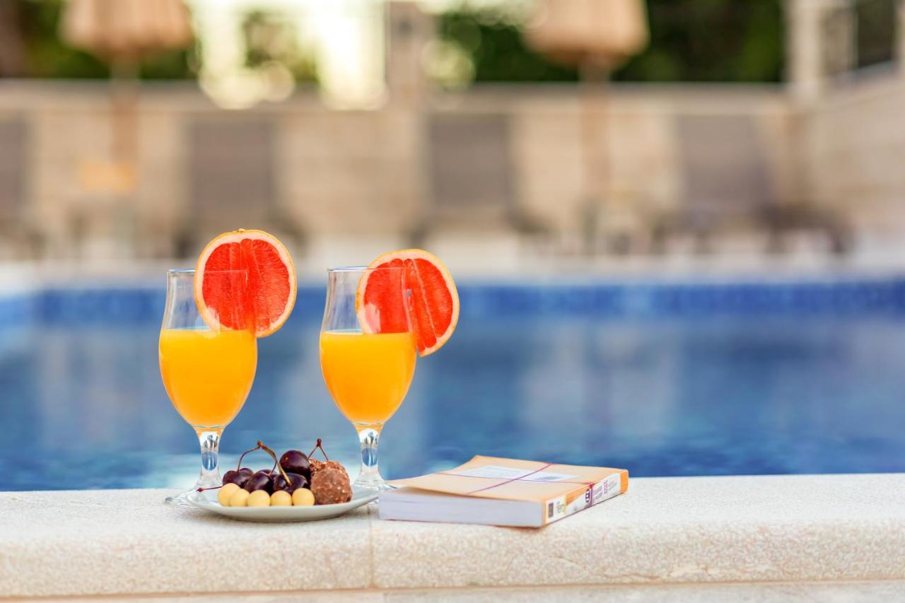 Luxury Apartments Queen Petrovac Luaran gambar